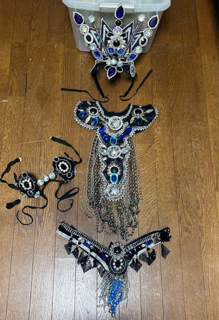 サンバ衣装 4点セットアップ 青と黒※注意点あり