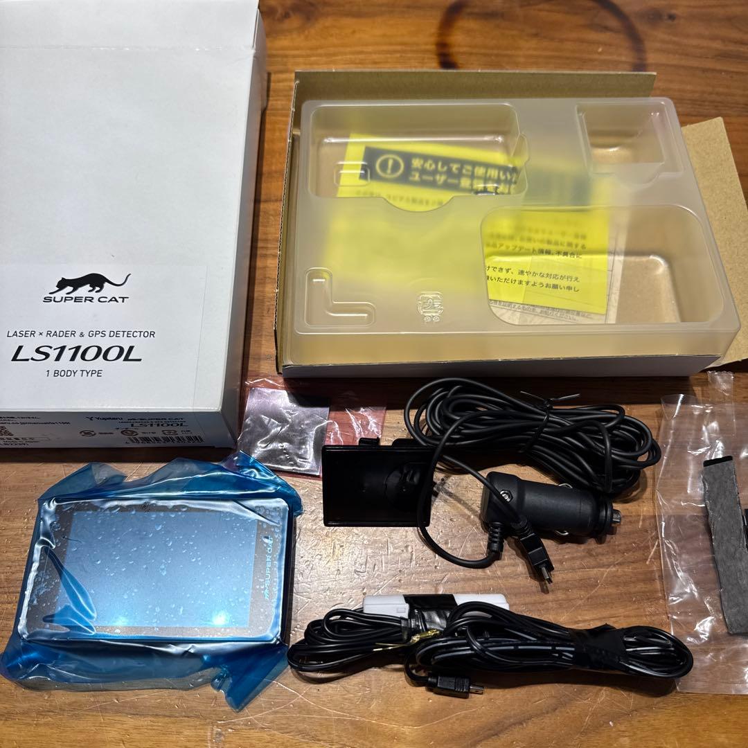 に*ら様 SUPER CAT LS1100L レーダー探知機本体