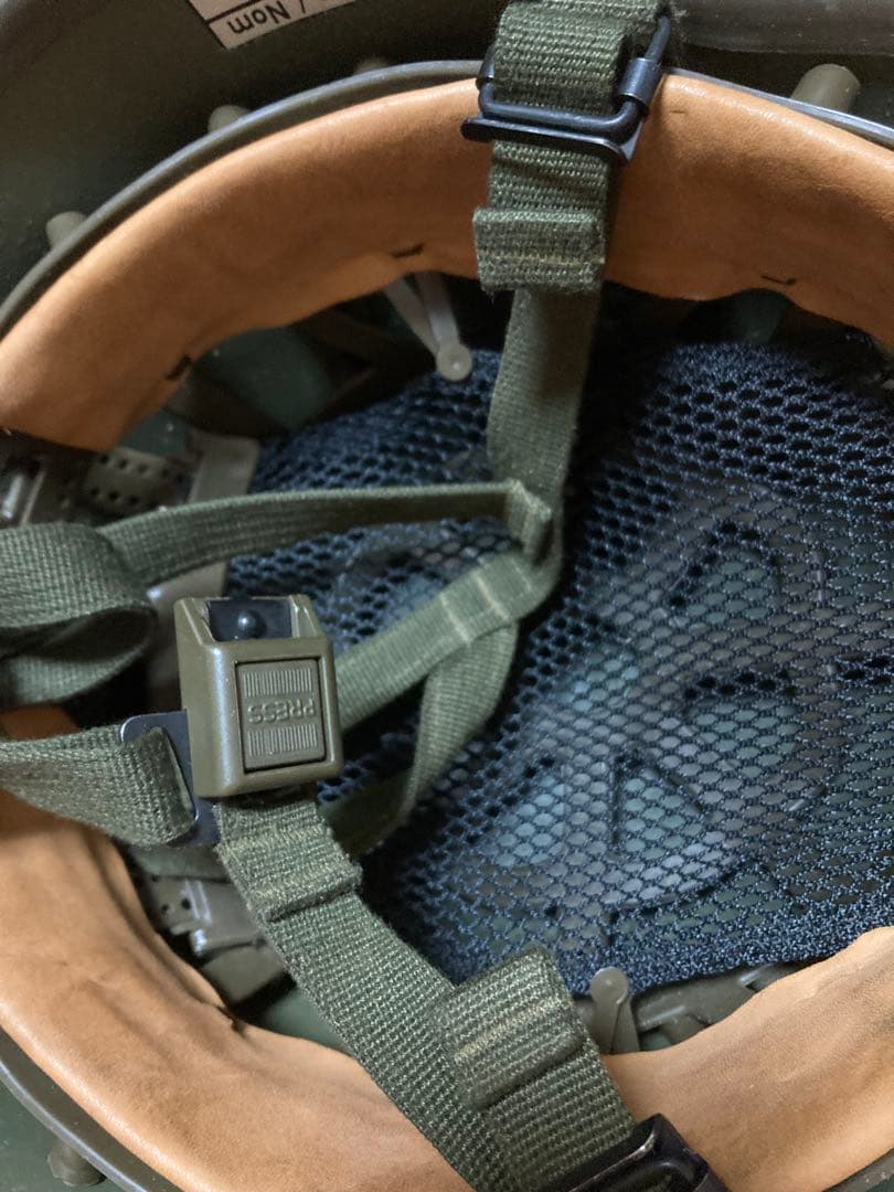 ベルギー軍実物 M826（B826）ヘルメット （M92ヘルメット）