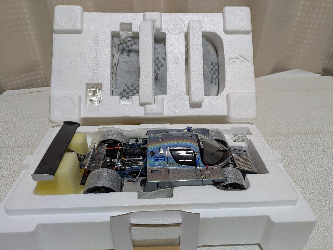 ザウバーメルセデス C9 エグゾト リキッドシルバー限定品