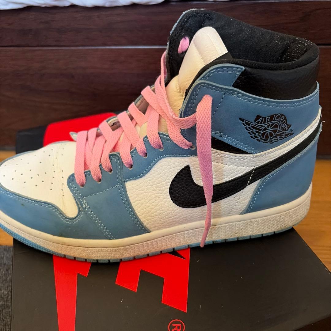 NIKE AIR JORDAN “University Blue“ジョーダン