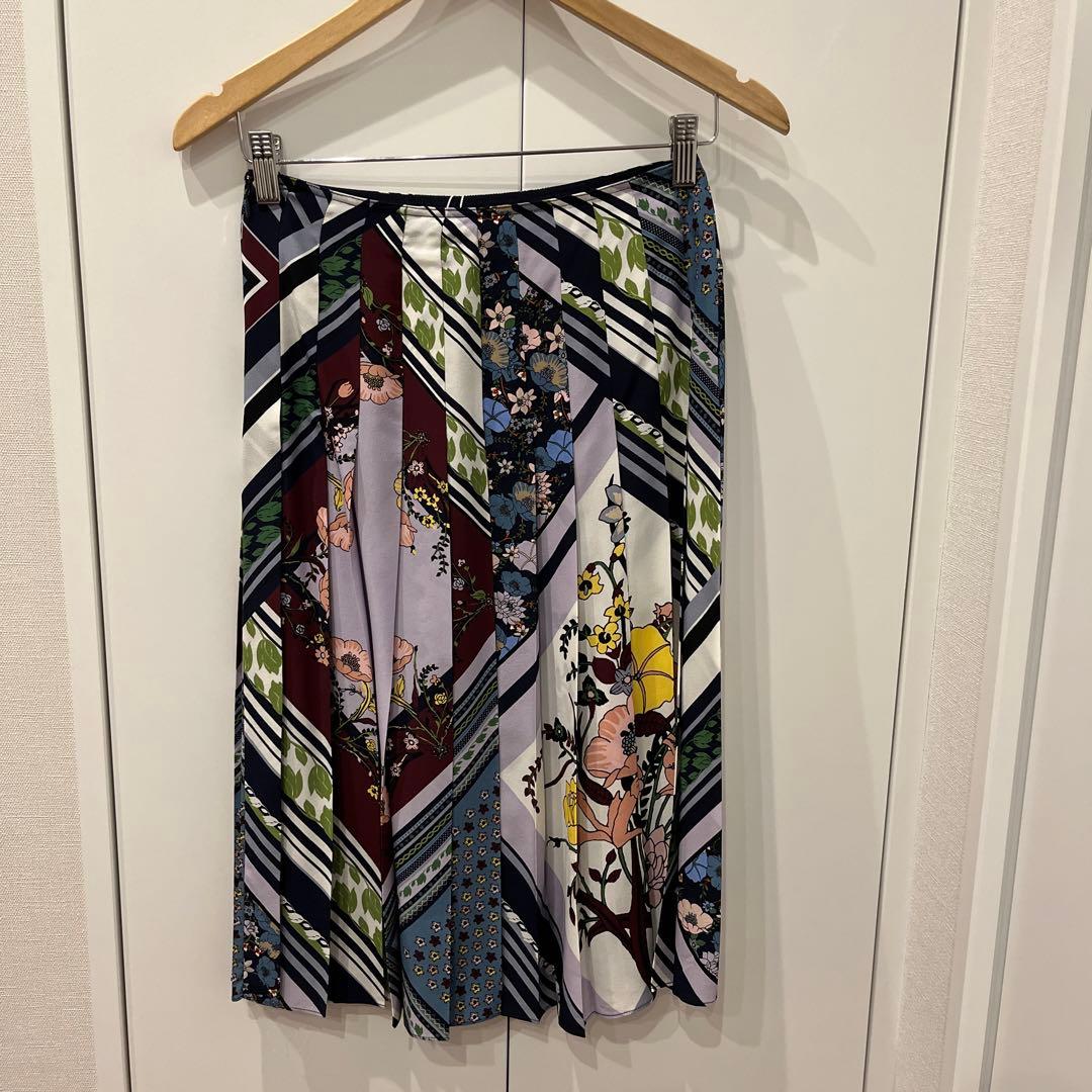 新品　トリーバーチ　サイズ00 XS スカート　フラワー柄　コーチ　ワンピース