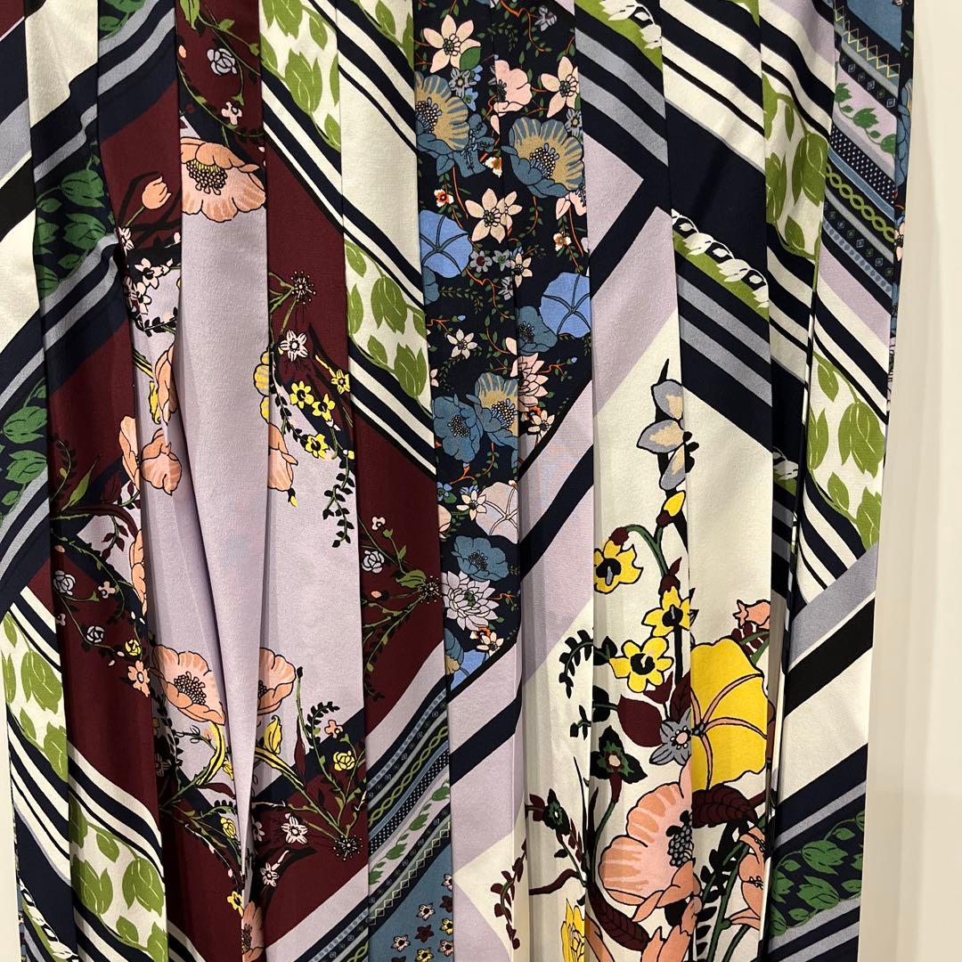 新品　トリーバーチ　サイズ00 XS スカート　フラワー柄　コーチ　ワンピース