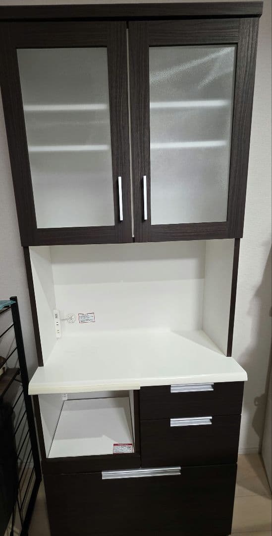 ①ニトリ　キッチンボード　食器棚