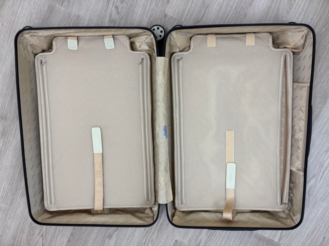 パカ　RIMOWA リモワ キャリーケース ダークブラウン系 スーツケース