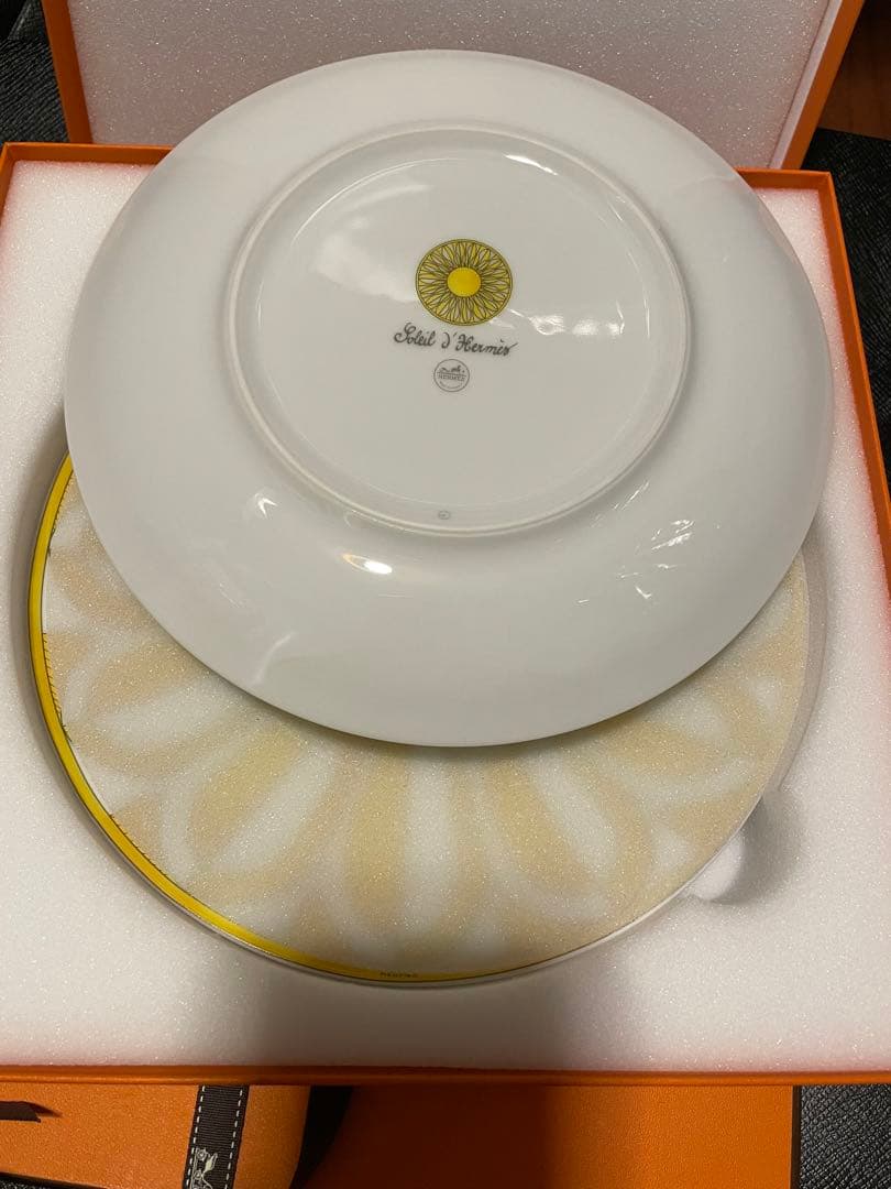 新品　エルメス　ソレイユ　デザートプレート 21cm