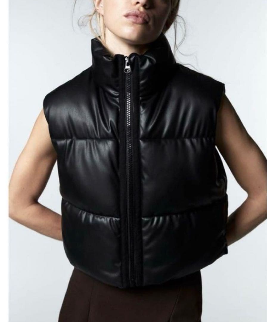 超美品　ZARA ザラ　【L】 フェイクレザーパフベスト　ハーフダウンベスト