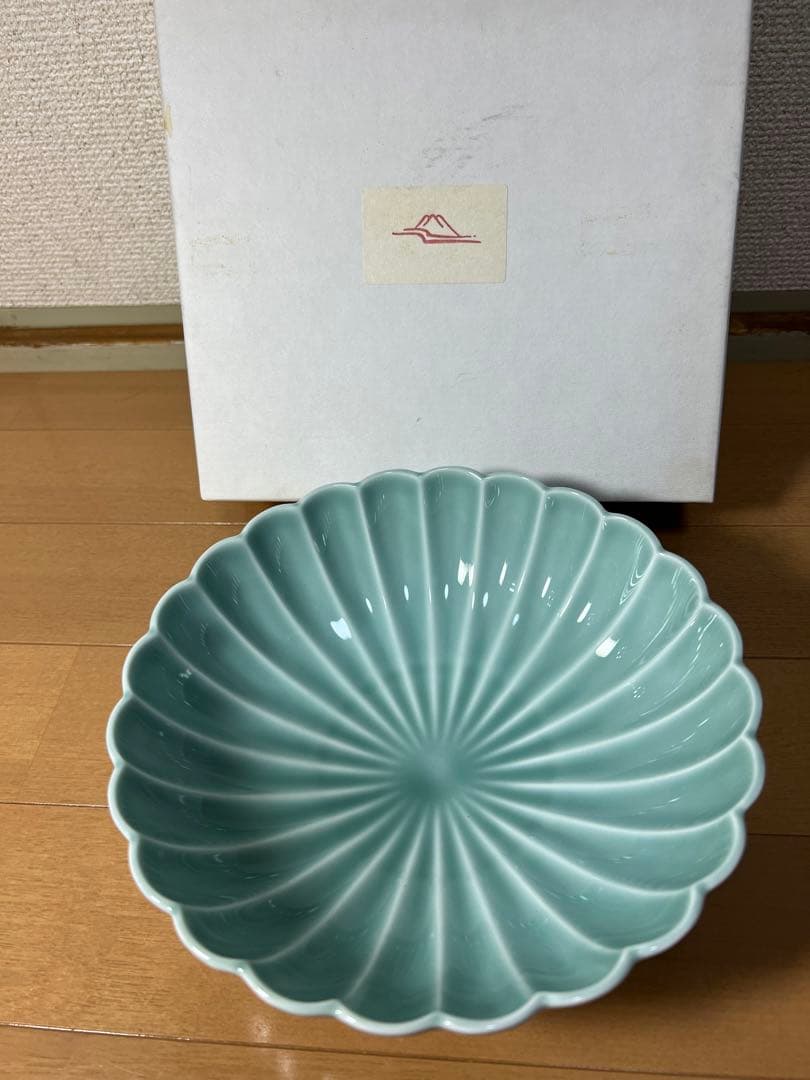400 深川製磁　青磁　菊割鉢　未使用