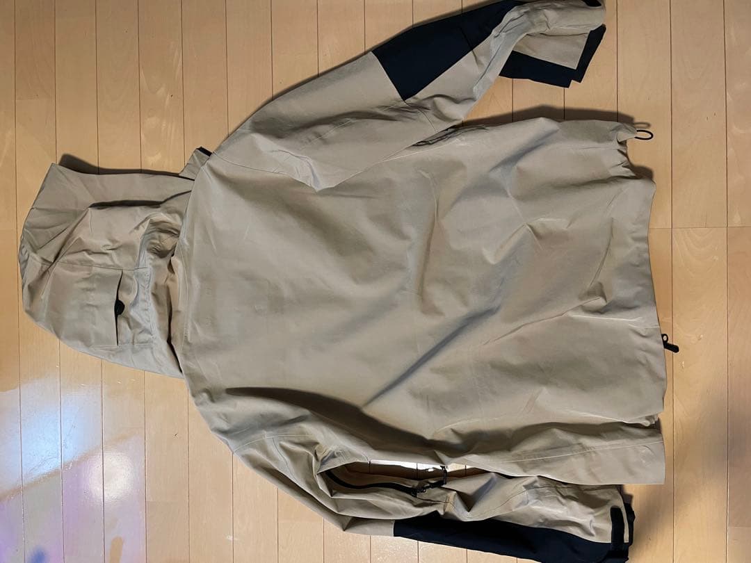 nature field スノーボード　ジャケット　Mサイズ ベージュ