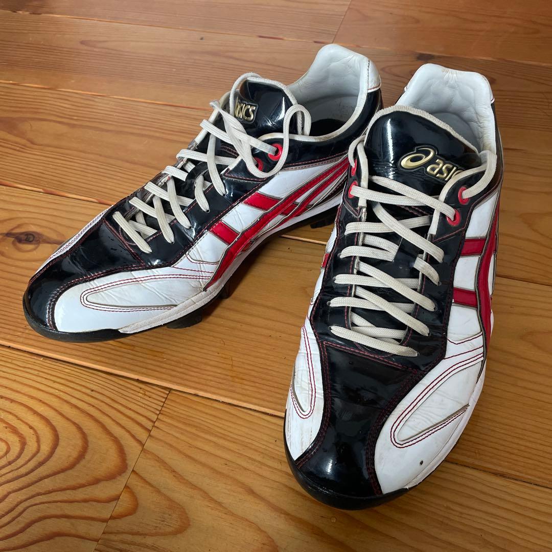 asics スパイク 白黒赤　28.5cm オーダー