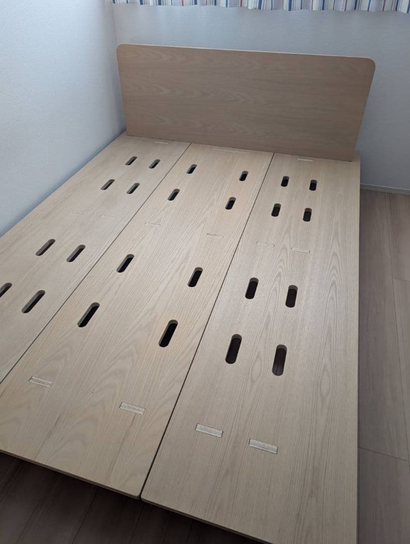 コアラマットレス　木製ダブルベッドフレーム　フレームのみ