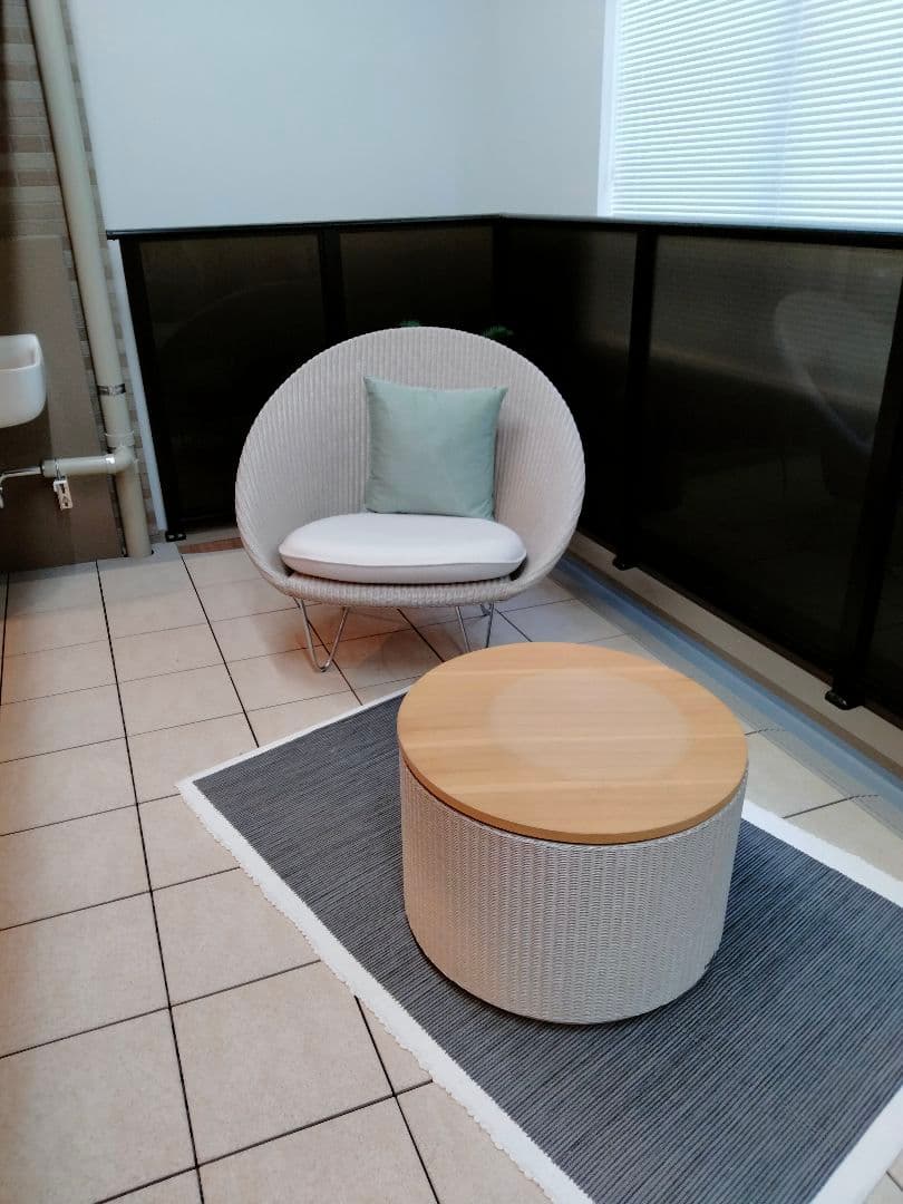 ヴィンセントシェパード◆丸テーブル◆収納◆木製天板◆日焼け有