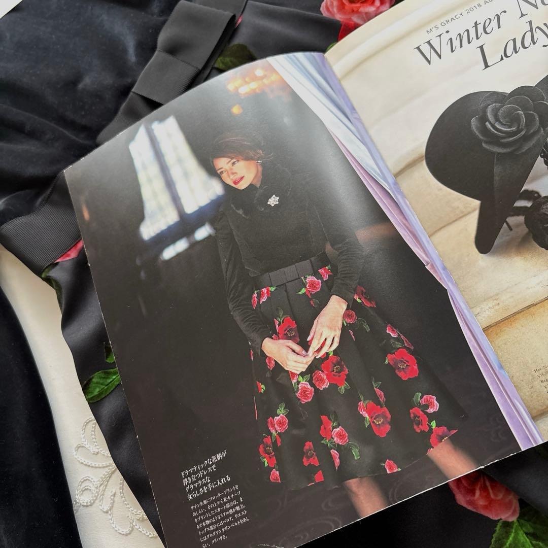 エムズグレイシー　カタログ掲載　ベロア切替お花モチーフ柄ワンピース　38