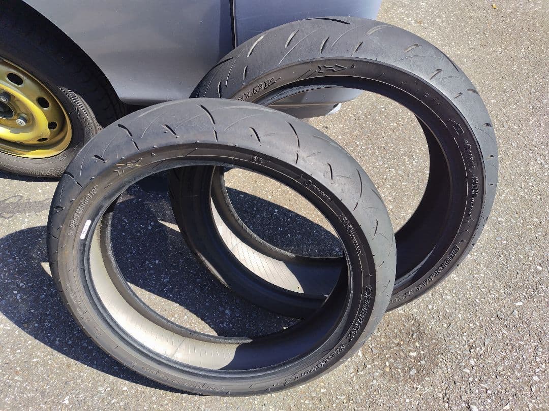 DUNLOP 中古 前後セット　120/70ZR17 180/55ZR17