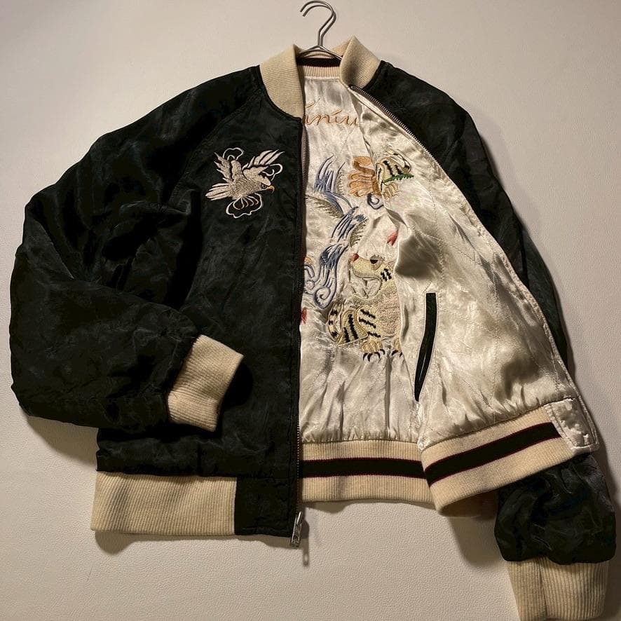 【ティー】花旅楽団 SCRIPT スカジャン リバーシブル 大阪 虎 鷲