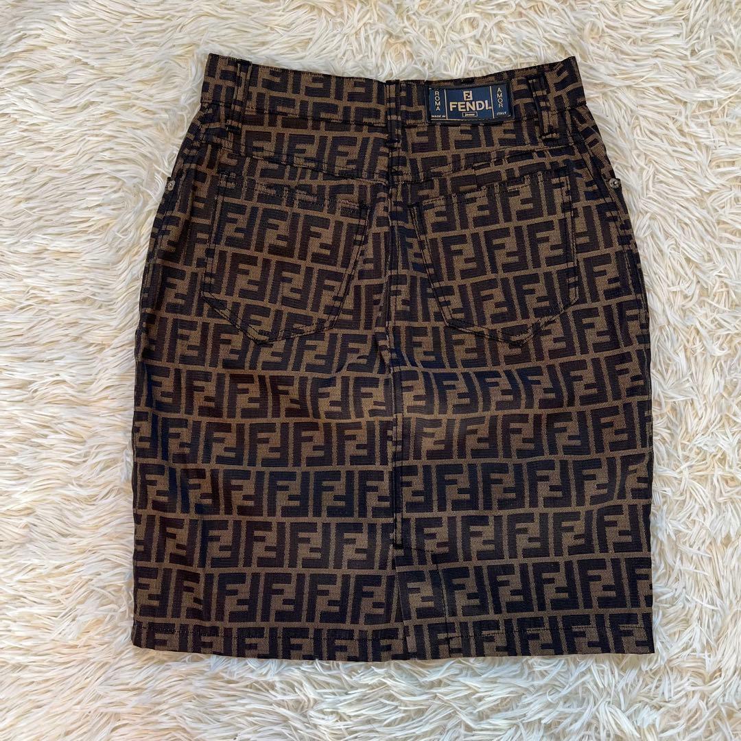 【未使用に近い】フェンディ タイトスカート ズッカ柄 30インチ