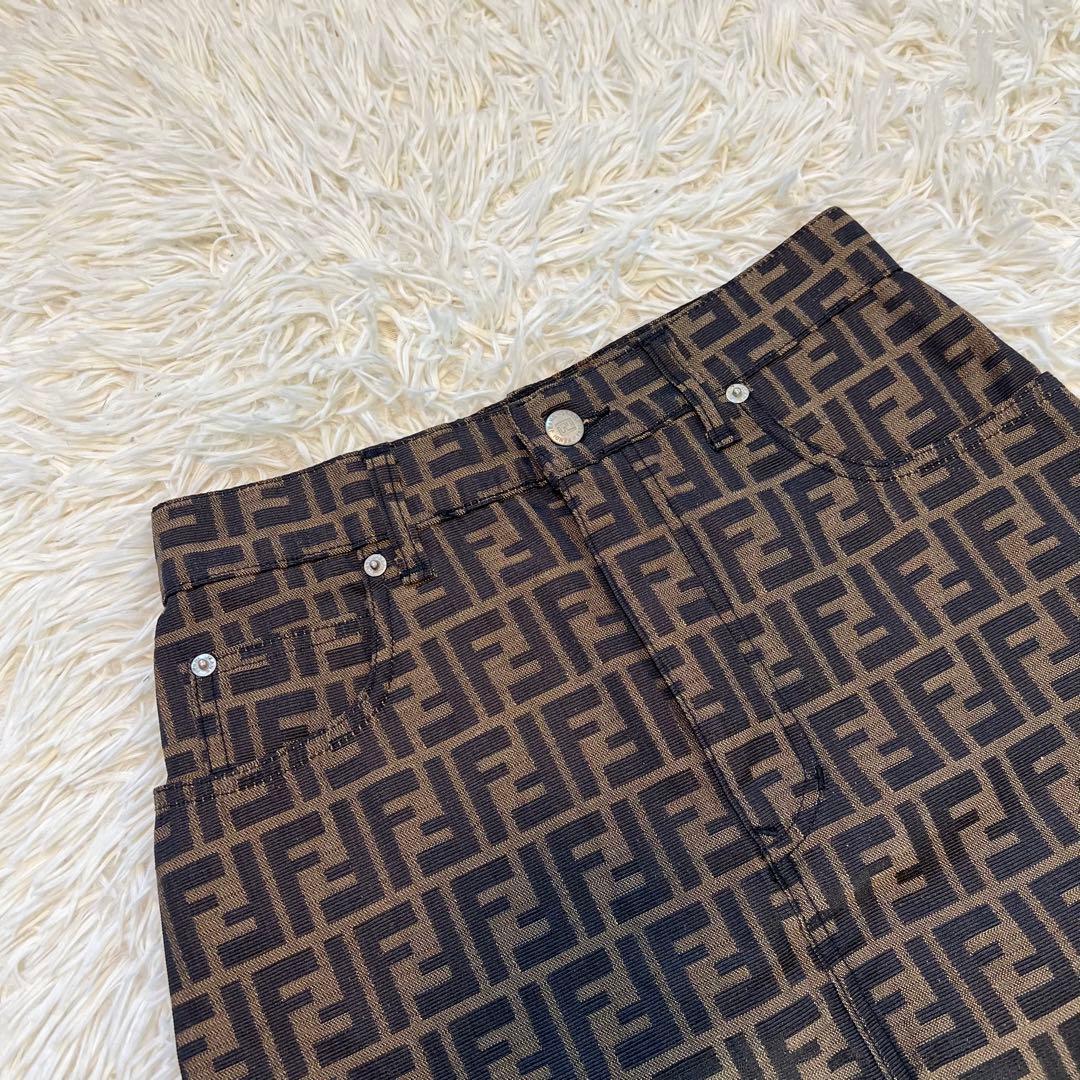 【未使用に近い】フェンディ タイトスカート ズッカ柄 30インチ