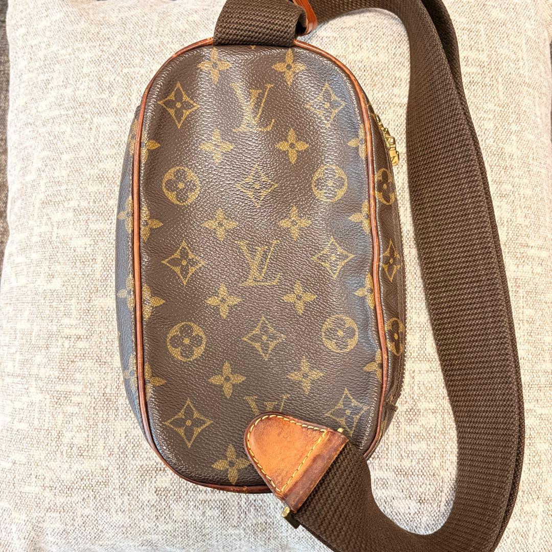Louis Vuitton ルイ・ヴィトン モノグラム ポシェット・ガンジュ