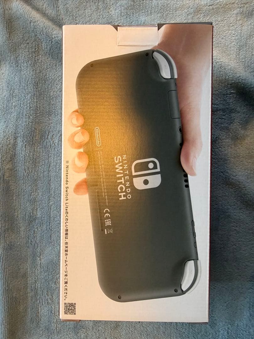 美品　Nintendo Switch lite 任天堂　本体