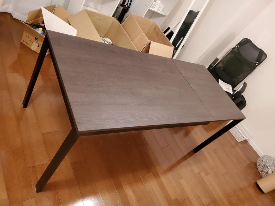 長さ調整可能　ダイニングテーブル