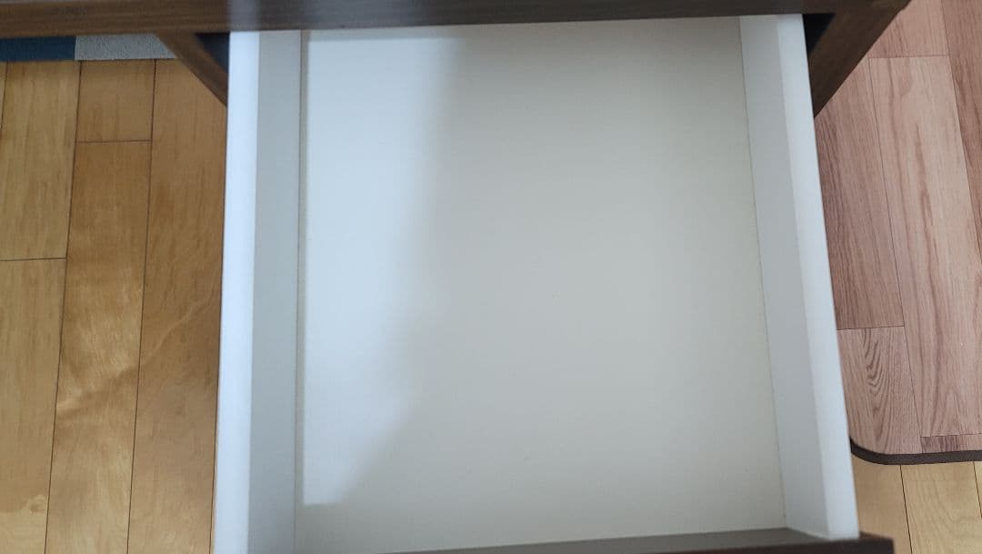 IKEA ★引き出し付き★ 木製★事務机、学習机、デスク