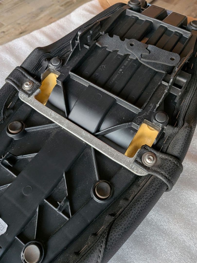 RnineT スクランブラーハイシート