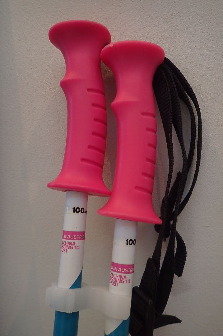 子供用スキー　板130cm　ブーツ22-23cm　ストック100cm　手袋