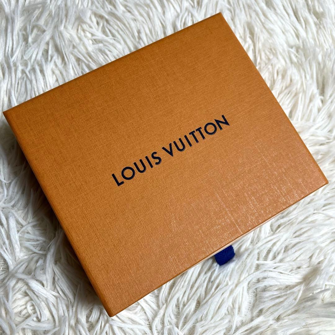 【未使用】 タイガ ポルトフォイユスレンダー M30539 IC搭載