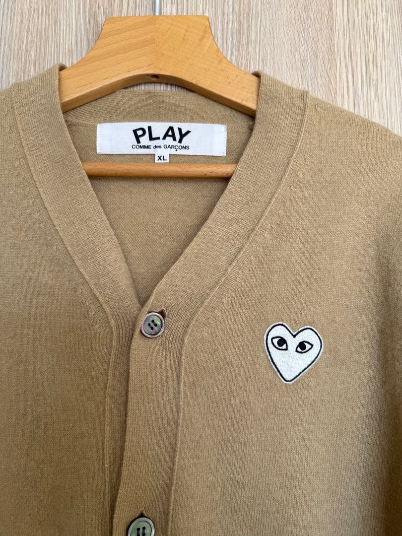 John　プレイ コムデギャルソン ベージュカーディガン XL