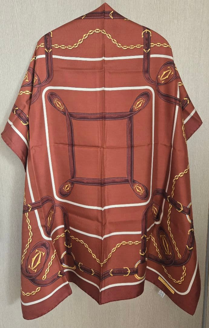 未使用　ヴィンテージ　Cartier　カルティエ　ベルト柄　シルクスカーフ