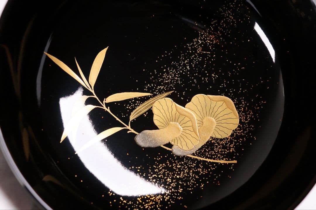 【CM412】天然木漆塗 加賀蒔絵 蓮と野菜金蒔絵 黒煮物椀 三客 漆器 昭和期