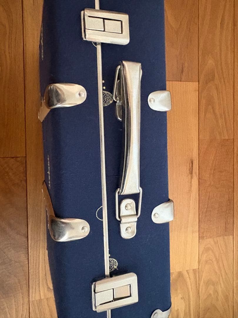 ネイビー蝶模様ケース