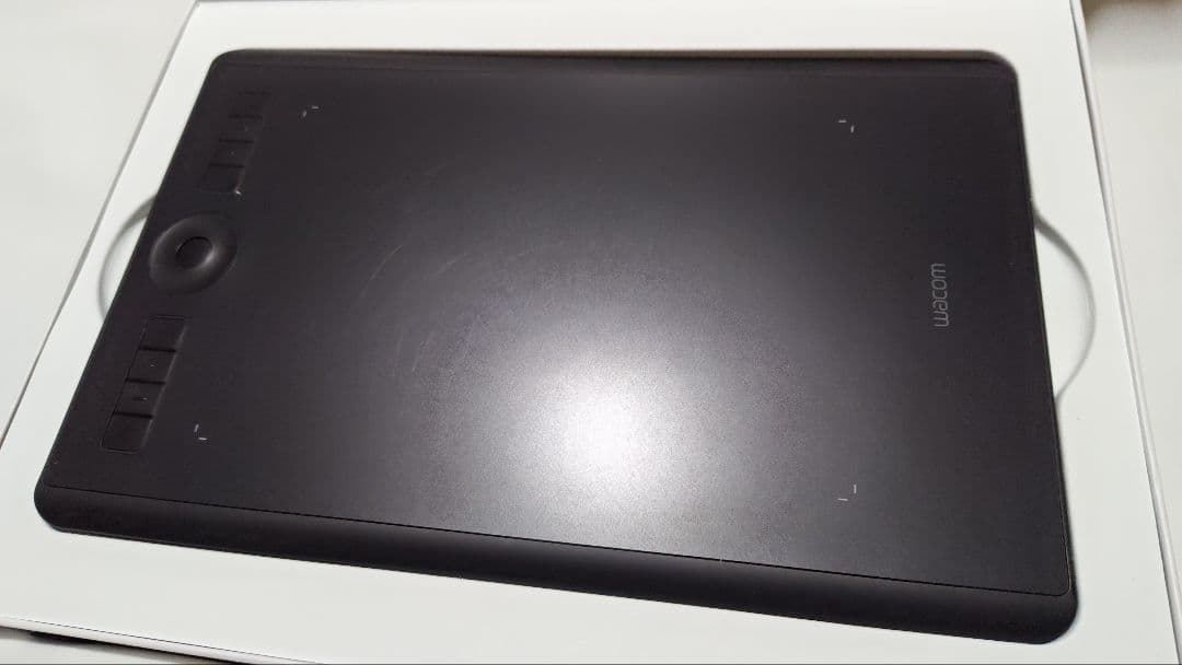 ワコム Wacom Intuos Pro PTH-660/K0 ペンタブレット