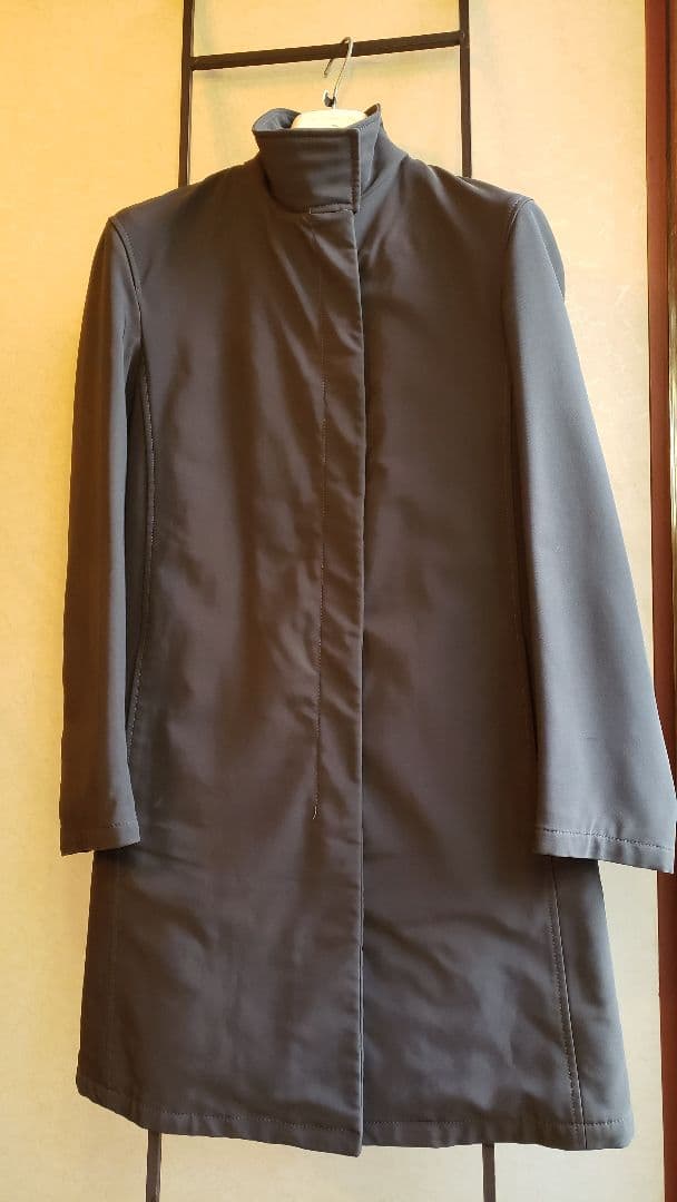 PRADA ステンカラーコート