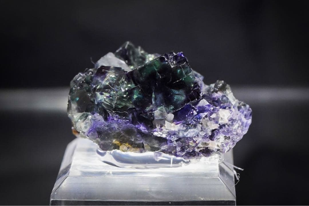 オコルス フローライト 鉱物標本