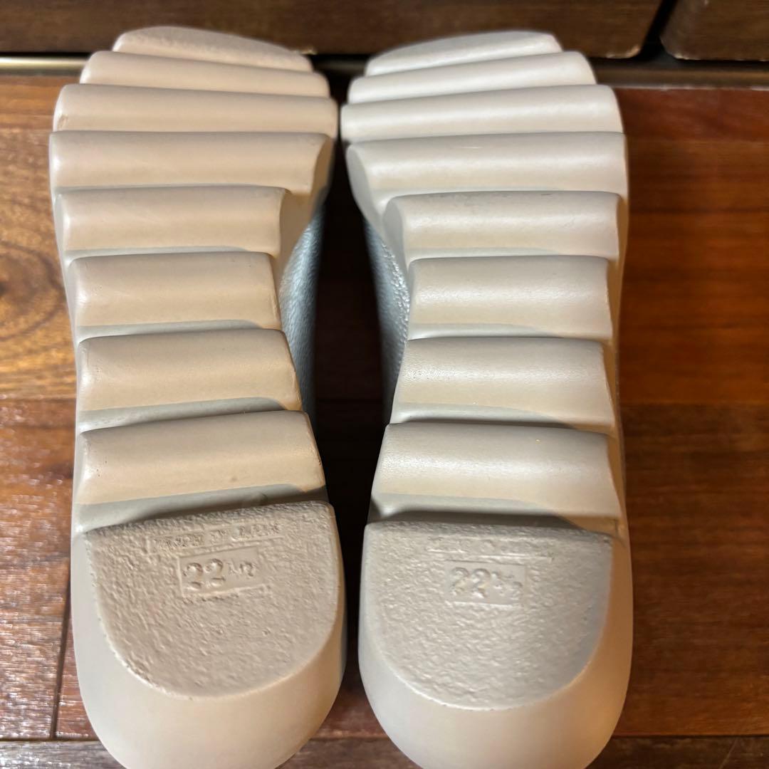 極美品★ヒルズアベニューHILLS AVENUE ウェーブソールシルバー22.5
