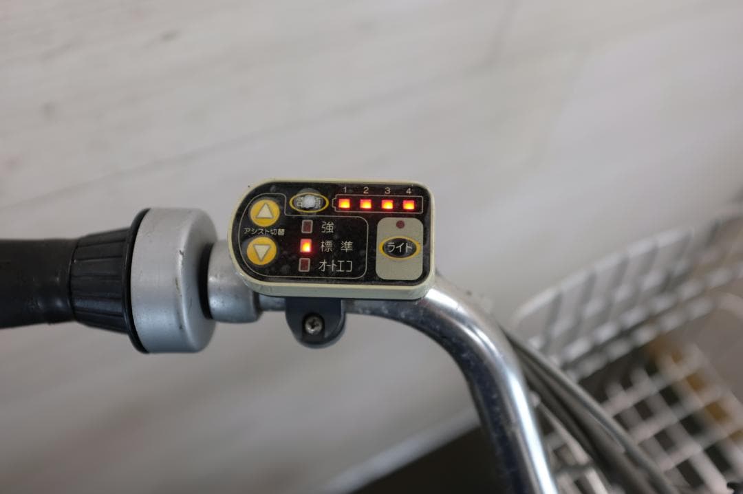 電動自転車BS アシスタ　26インチ　3段　8.1Ah充電器あり