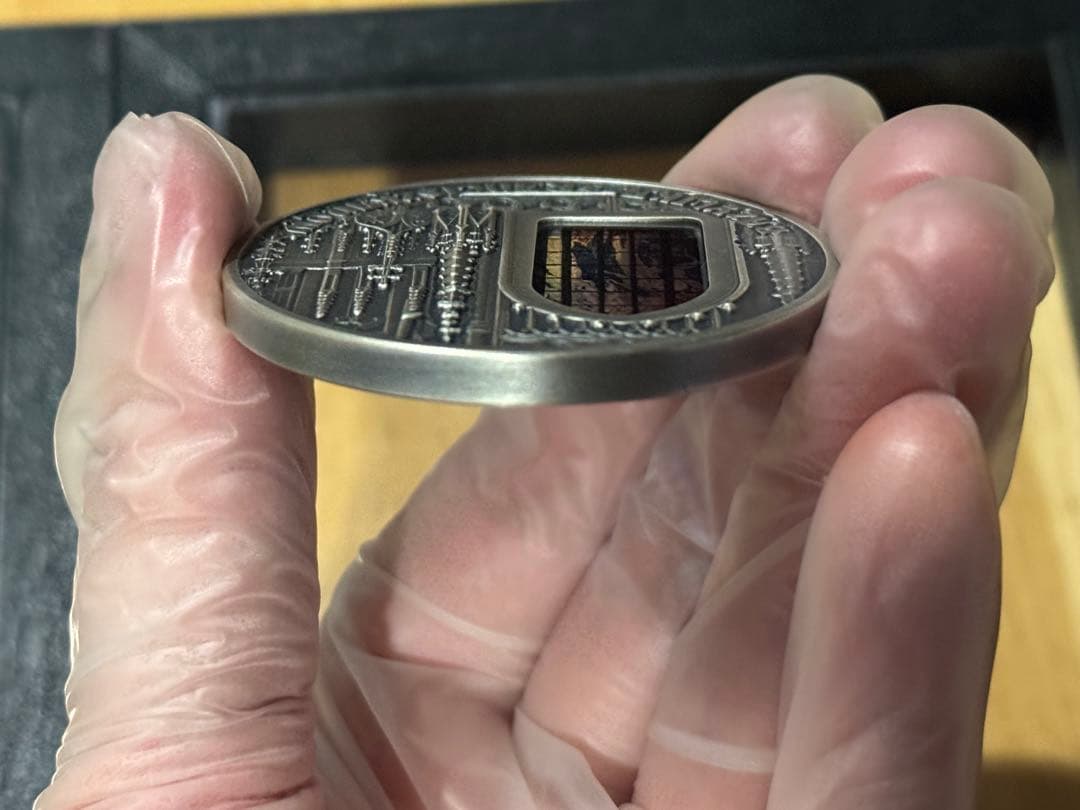 【Qちゃん】聖フランシス教会　ステンドグラスデザインの銀貨