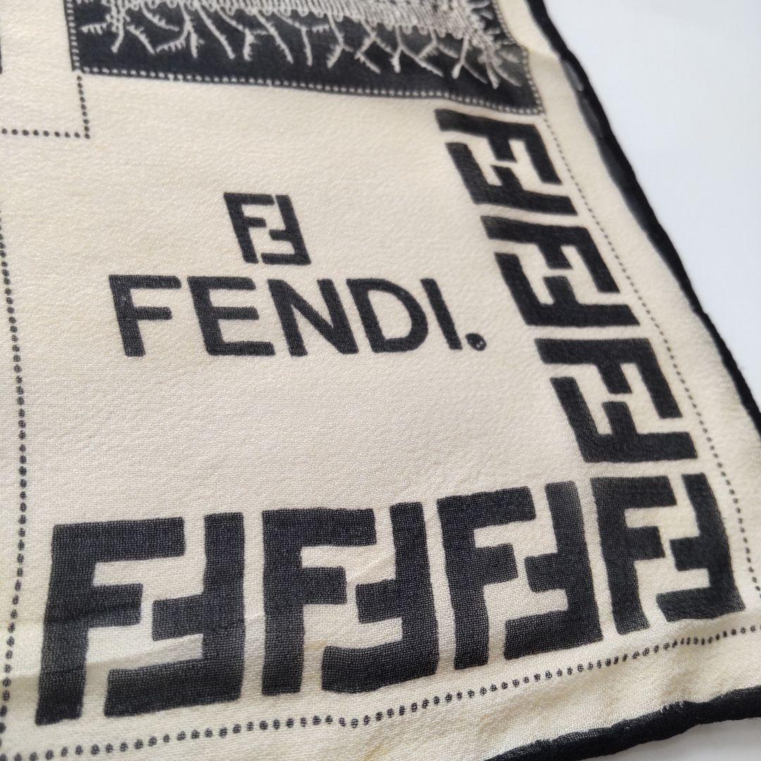 希少 フェンディ ロゴ アルファベットモチーフ ズッカ柄 シルクシフォンスカーフ