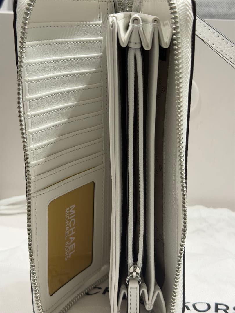MICHAEL KORS ロゴ入り長財布 ホワイトシグネチャー