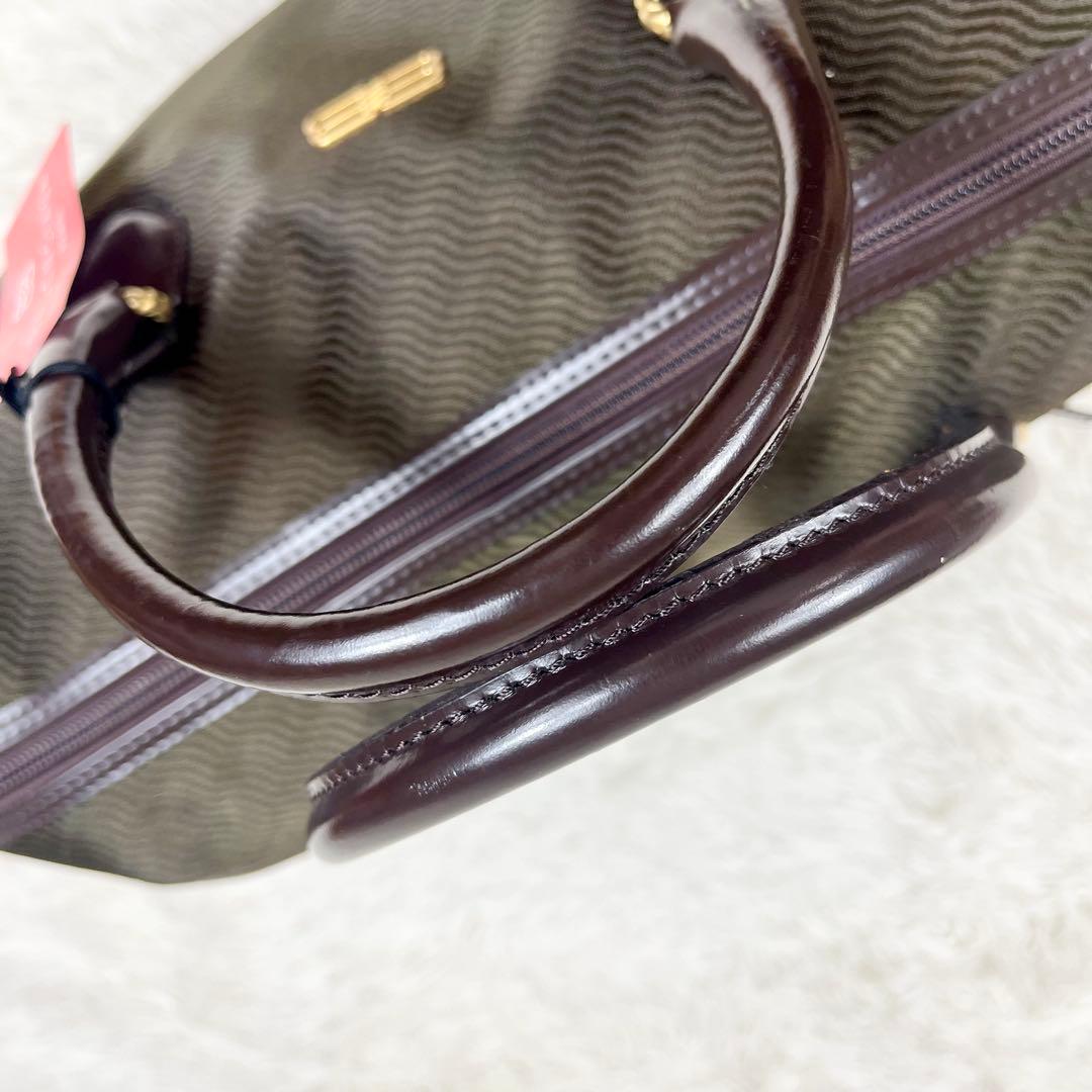 BALENCIAGA バレンシアガ　ボストンバッグ　ナイロン　グリーン