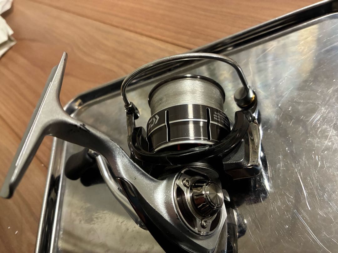 専用　ダイワ IGNIS 2505 スピニングリール