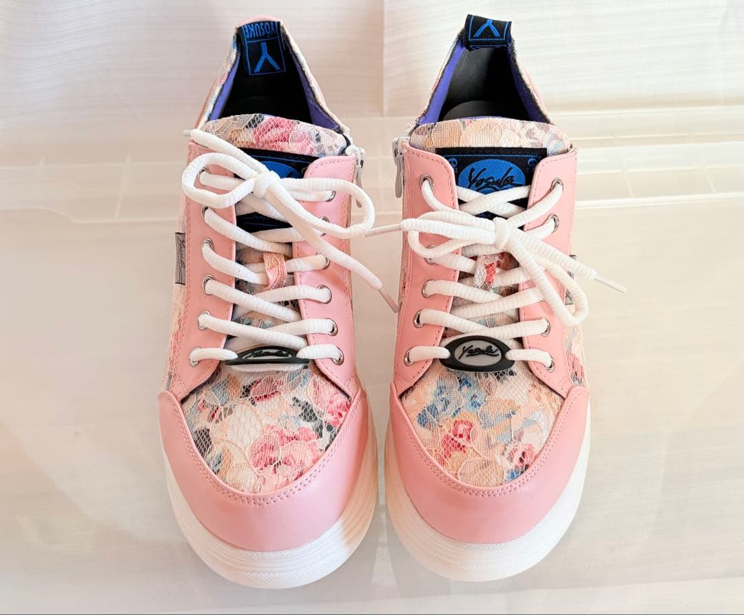 YOSUKE 花柄厚底シューズ　スニーカー