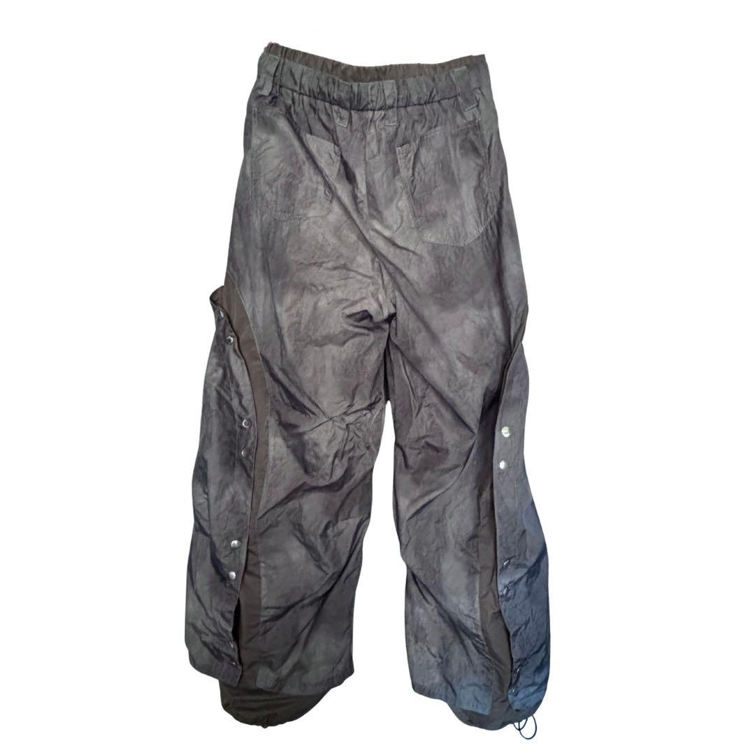 [GRANCY] ボタンレイヤードデザインナイロンパンツ