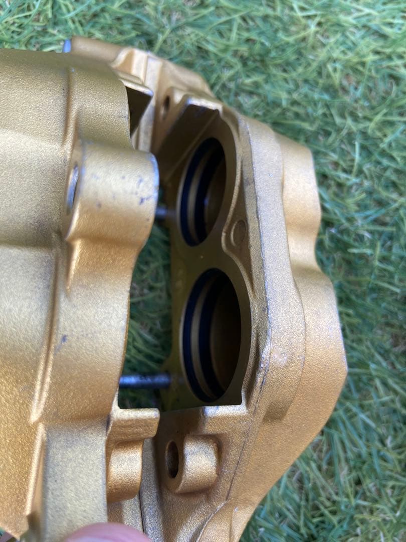 HONDA CB400SF NC39 NISSIN純正フロントブレーキキャリパー