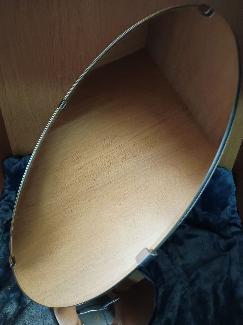 IKミラースタンド　店舗什器　化粧鏡　化粧品店