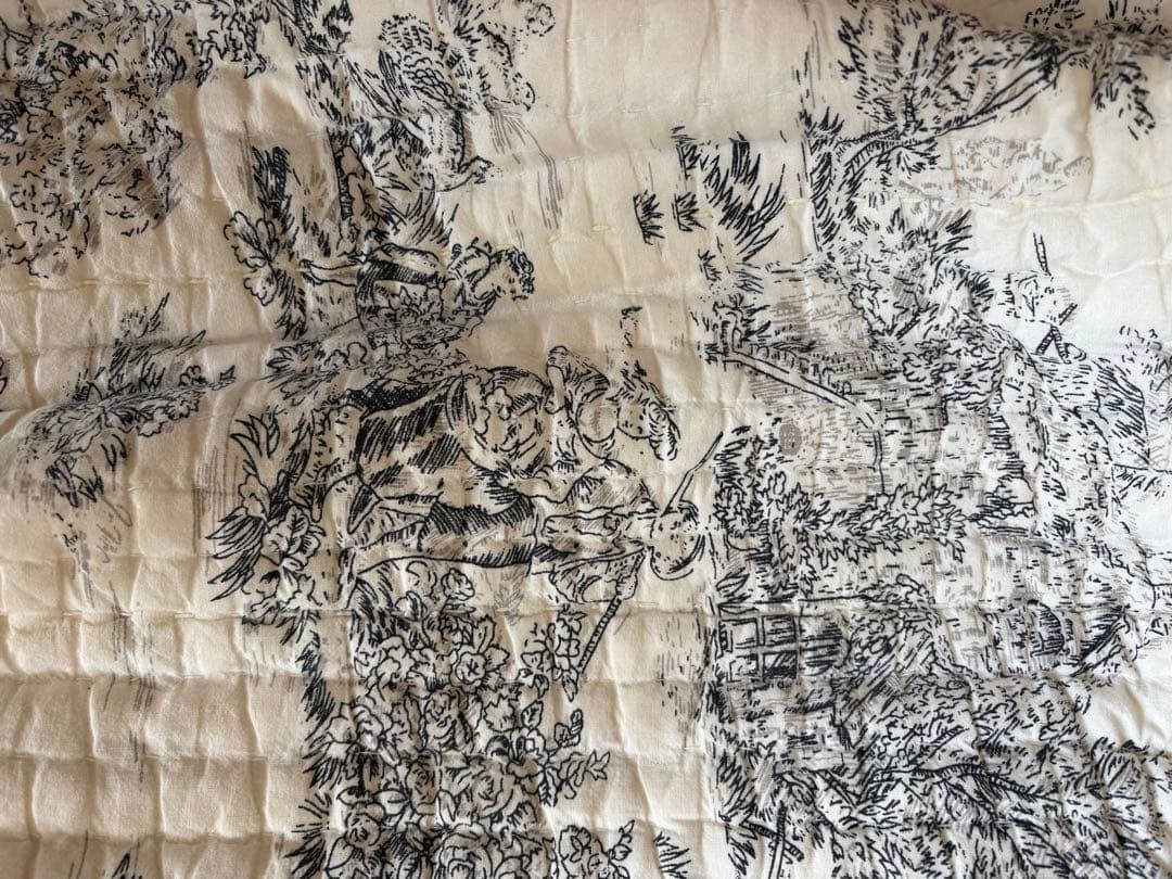 オンフィルダンディエンヌ フランス製 キルトカバー ラグ 花柄 フラワープリント