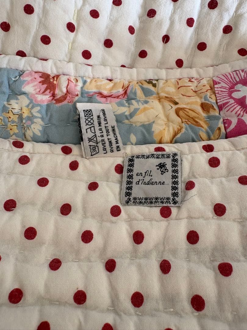 オンフィルダンディエンヌ フランス製 キルトカバー ラグ 花柄 フラワープリント