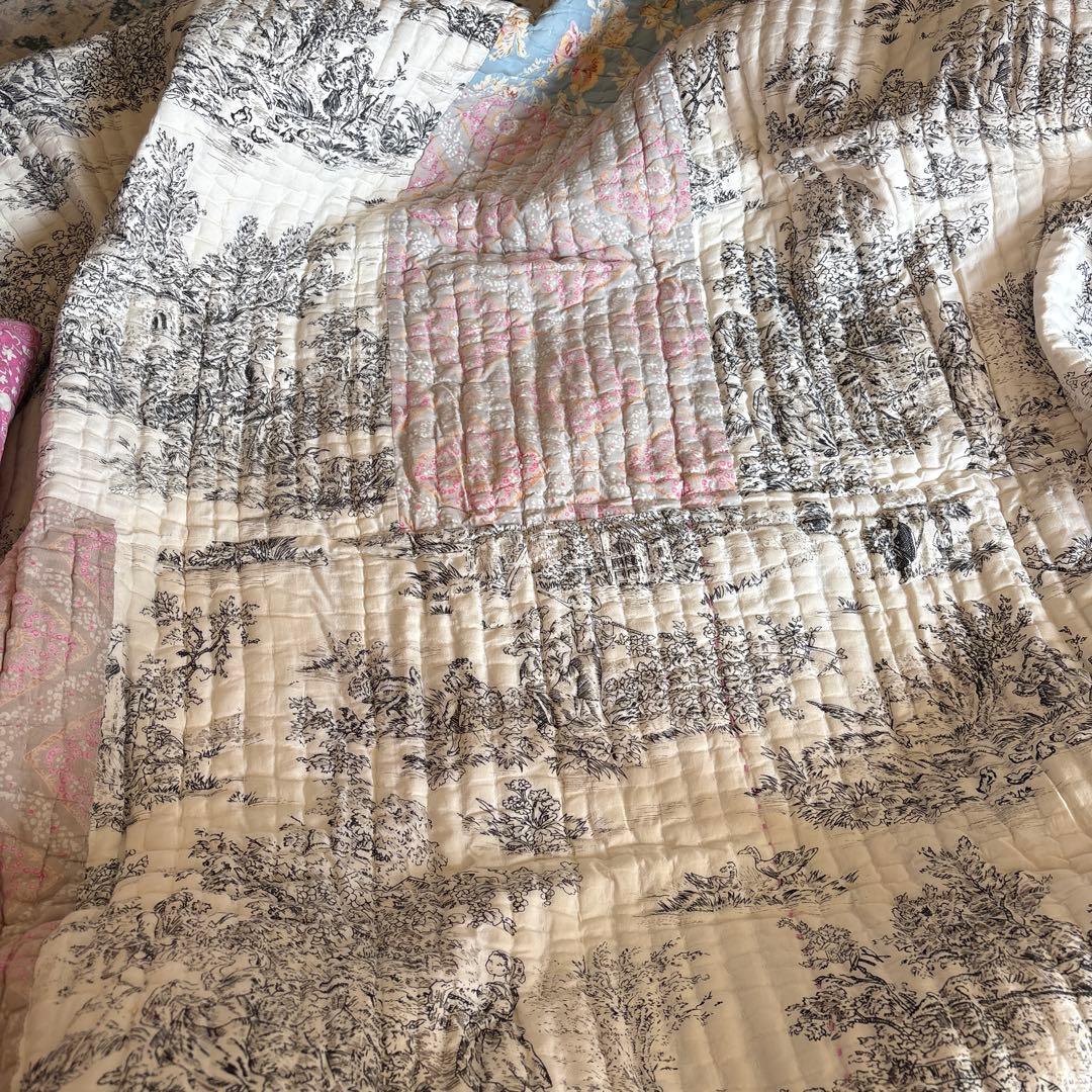 オンフィルダンディエンヌ フランス製 キルトカバー ラグ 花柄 フラワープリント