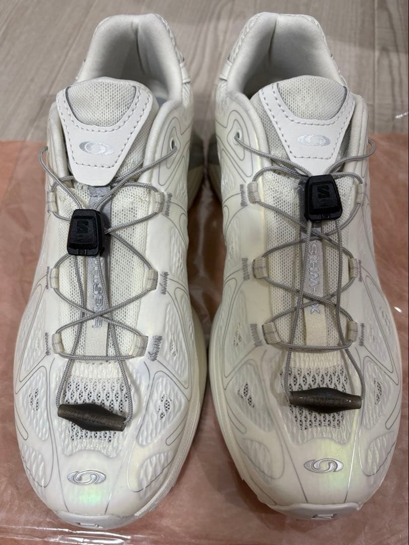 SALOMON XT-WHISPER VOID 24.0 ホワイト スニーカー